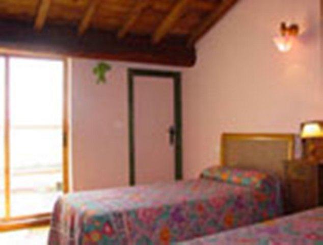 Los Jeronimos Hotell La Tuda Rum bild